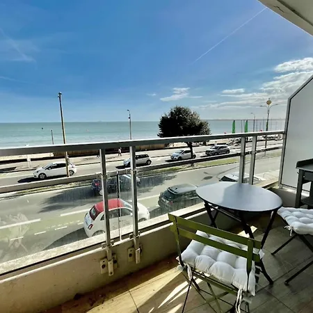 Joli Avec Terrasse Face à La Baule-Escoublac